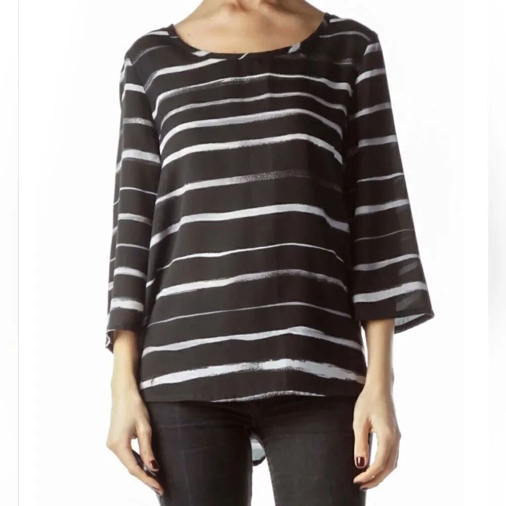 Express Women's Black White Round Neck Striped Top